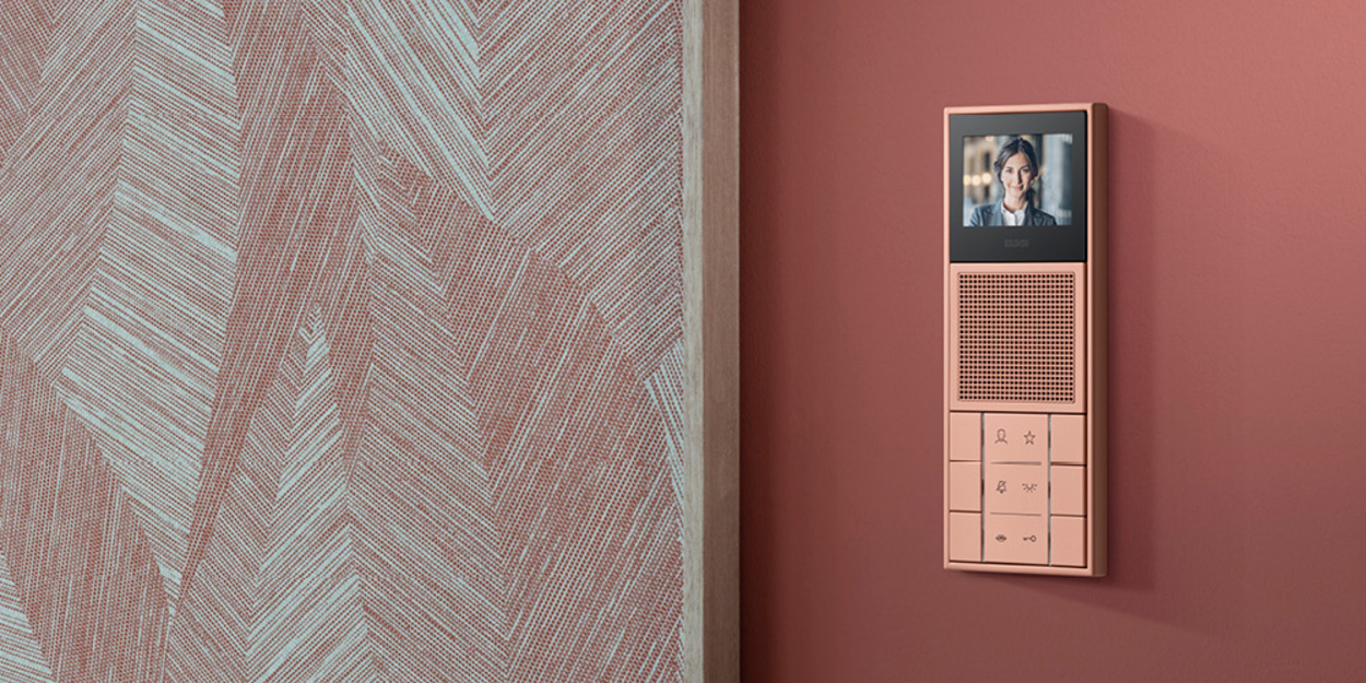 JUNG Türkommunikation bei Elektrobau- Schumann in Münchenbernsdorf